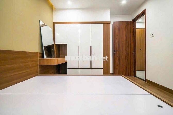 Cho Thuê Nhà 4 Phòng Ngủ Nam Việt Á