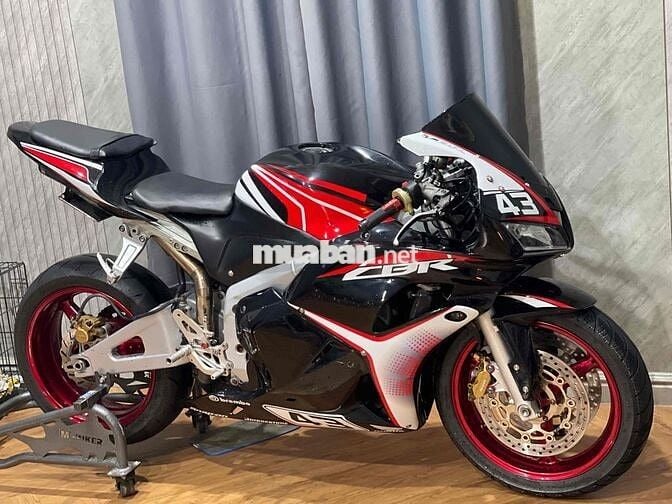 Honda CBR 600 Đen Đỏ Trắng