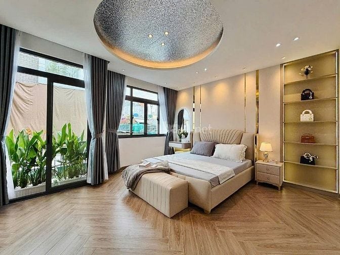 Cô Đức gửi bán nhà 49m2, giá 4 tỷ 650 tỷ đường Phan Đăng Lưu,giá lỗ