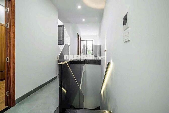 Cho Thuê Nhà 4 Phòng Ngủ Nam Việt Á