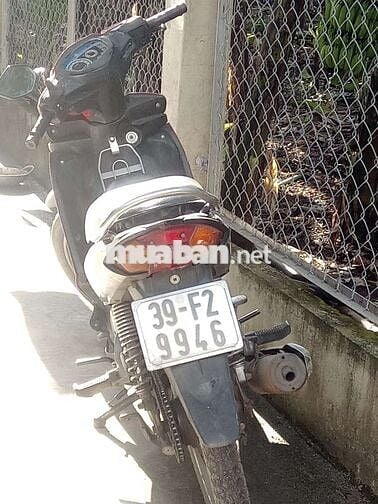 Yamaha Taurus màu Đỏ