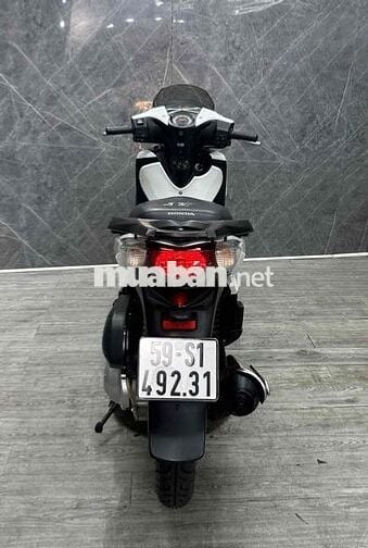 SH Ý 2010 150i SM1059 MÁY ZIN