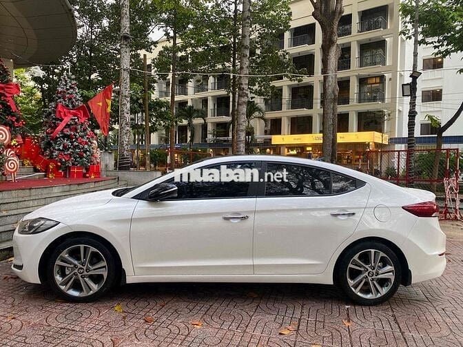 Elantra 1.6AT - 2016 chính chủ, xem xe tại nhà