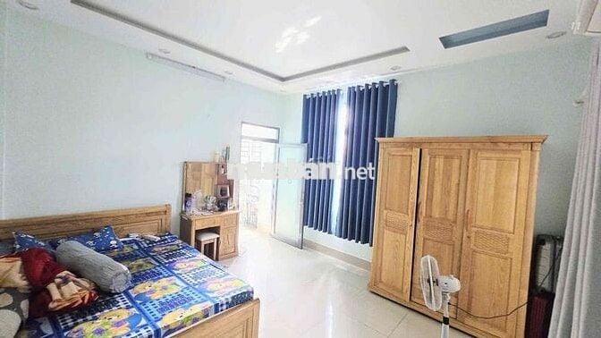 Một căn nhà ngon lành đầy đủ tiện ích xây kiên cố xây đúc tân hiệp sổ