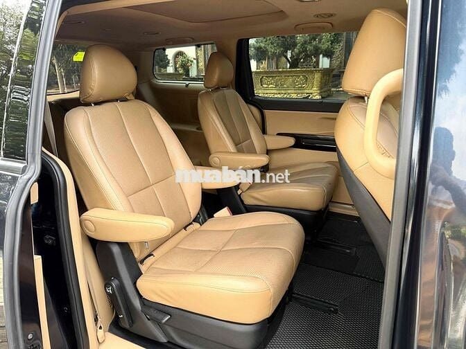 Kia Sedona model 2019 Full Dầu