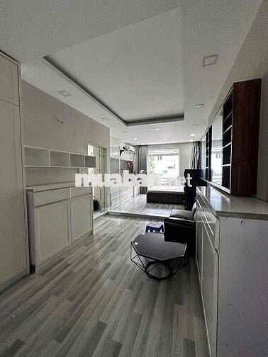 Một căn biệt thự *** đầy đủ nội thất. Ngay trung tâm Biên Hòa.