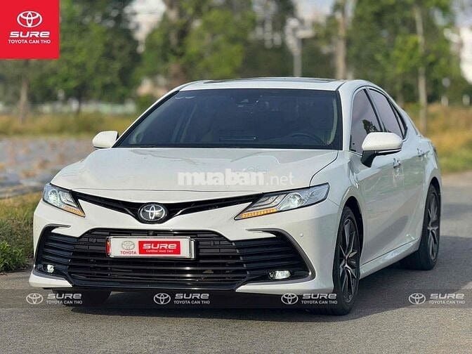 Toyota Camry 2024 2.5Q - 21000 km