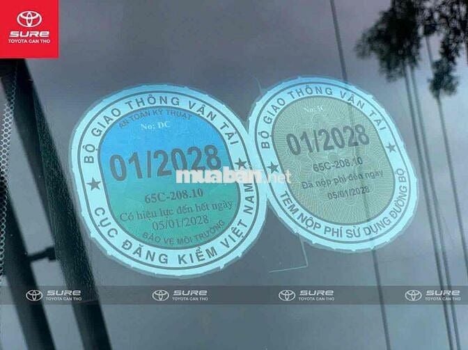 Toyota Camry 2024 2.0Q - 16000 km - vay 75%