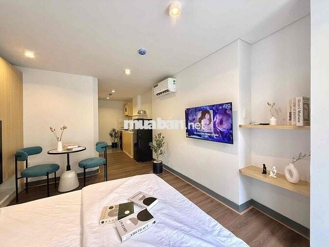 CHO THUÊ CĂN HỘ CHUNG CƯ FULL NT BAN CÔNG NGAY CHỢ TÂN ĐỊNH Q1