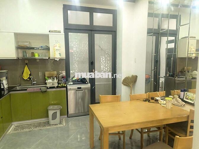 SIÊU PHẨM 4 TẦNG LẦU CẠNH PHẠM VĂN ĐỒNG - GIGAMAIL HIỆP BÌNH CHÁNH