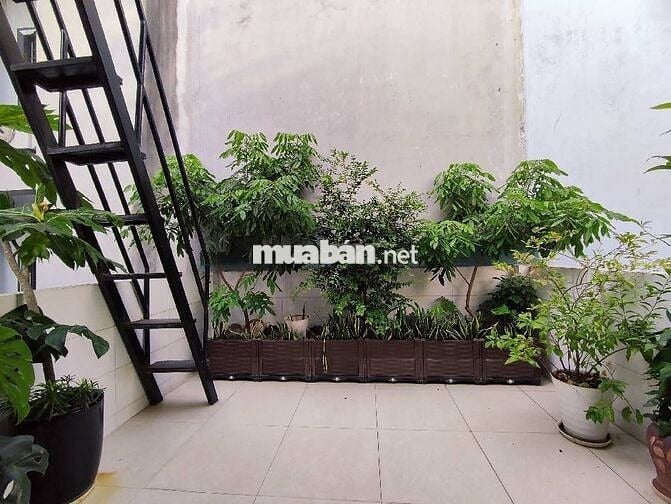 18TỶ NHÀ T.KẾ ĐẸP 5 TẦNG NGÕ THOÁNG OTO TRÁNH - PHỐ VIP HOÀNG VĂN THÁI