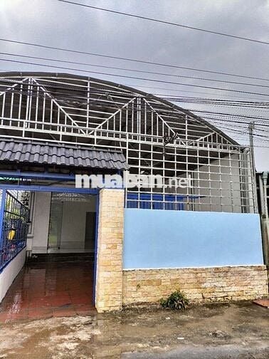 Nhà mặt tiền đường Tây Bắc-Cầu Mồng Gà CG.LONG AN