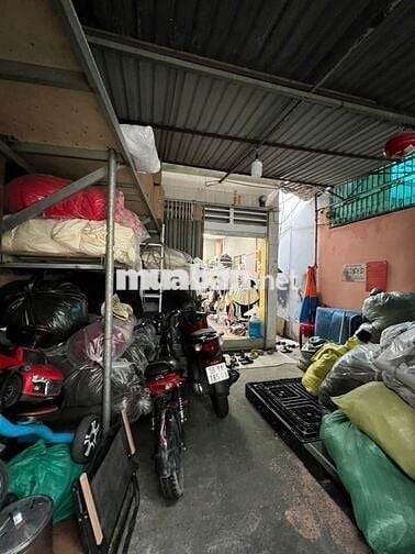 Bán nhà 90/6/11 Nguyễn Phúc Chu, P.Tân Sơn . 4,65m dài 25m. DTCN 117m.