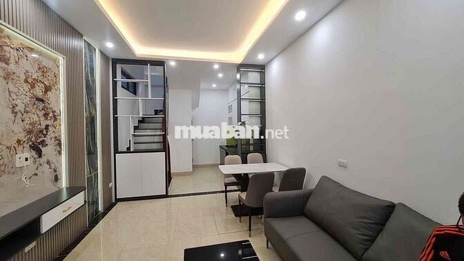 Bán nhà Bùi Xương Trạch -Thanh Xuân _Hà Nội .Diện tích 32m2 5 tầng