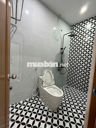 Chào bán nhà 2 tầng, kiệt oto 3m ÔNG ÍCH ĐƯỜNG, NGAY NGÃ TƯ CẨM LỆ