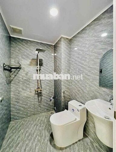 PHÒNG BAN CÔNG Full tiện nghi ngay Trung sơn, giáp Q1