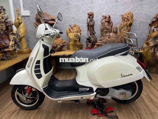 👉Vespa GTS 125cc chính chủ biển SG máy bao zin