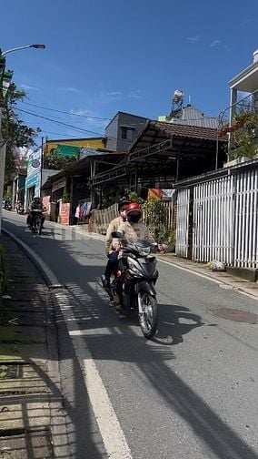 Bán Nhà phố hai mặt tiền đường Ngô Thì Nhậm Đà Lạt