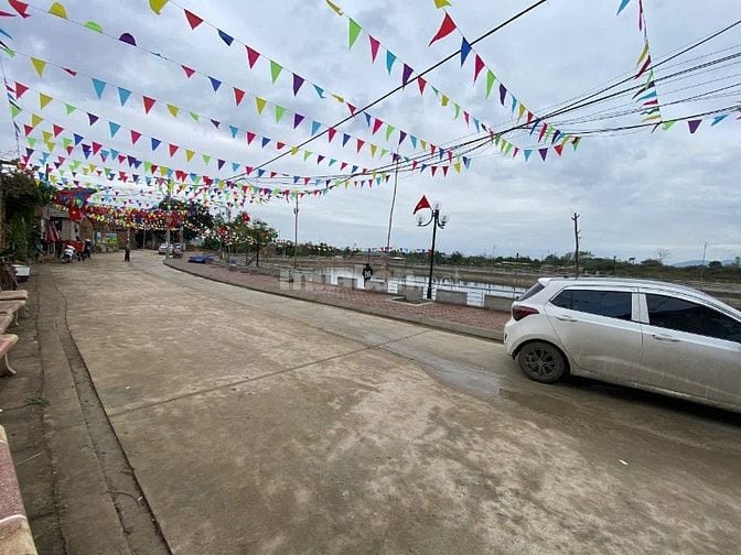 Bán 64m2 đất full thổ cư tại Thạch Thất