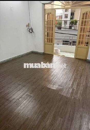 Nhà mới sửa đẹp, 1 lầu đúc, Dt: 4.6m x 18m, 2PN, 2WC, hẻm 2.5m Gia Phú