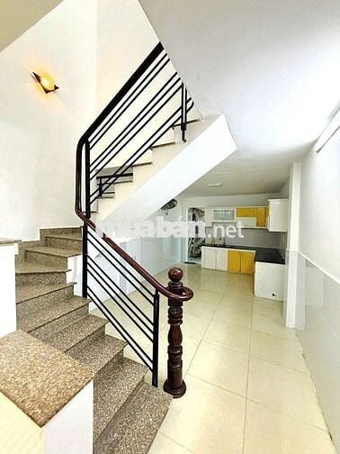 4x14m💥Sân để xe Nhà thuê Gò Vấp💥Hẻm xe hơi 1/ Đường số 4 Phường 16