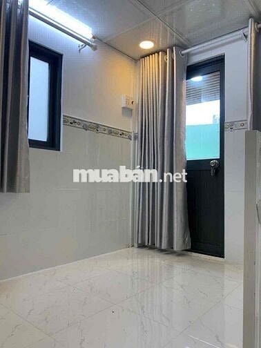 BÁN NHÀ PHẠM PHÚ THỨ Q6, SÁT HXT, SHR, 3 TẦNG, 1.4 TỶ