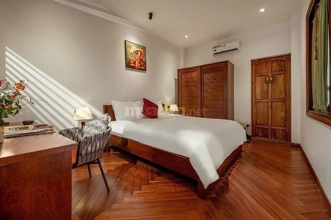 Cho thuê vila nguyên căn có hồ bơi 4PN thiết kế sang trọng ở ngay biển