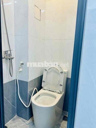 BÁN NHÀ PHẠM PHÚ THỨ Q6, SÁT HXT, SHR, 3 TẦNG, 1.4 TỶ