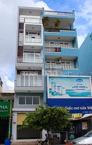 Cho thuê mặt bằng  VIP đối diện Emart Phan Văn Trị P5 GV_DT: 4mx11m