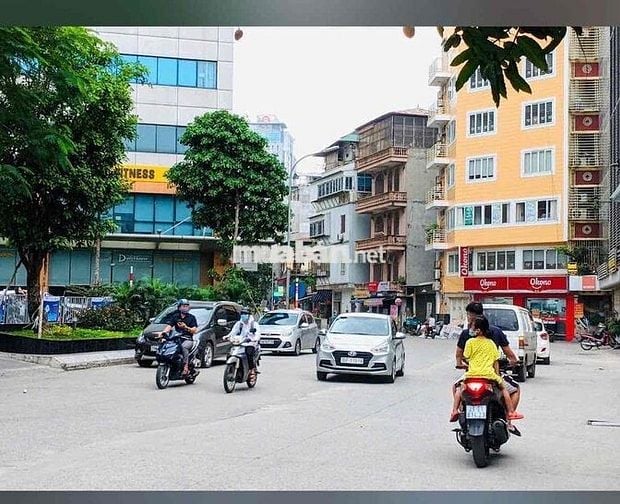 Mặt băgng kinh doanh, cho thuê tại Hoàng cầu