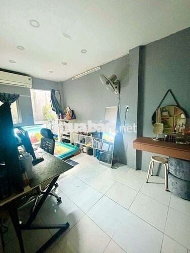 Nhà đẹp, giá rẻ, TT Quận 6, 2 tầng