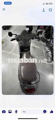 Piaggio Vespa Xám