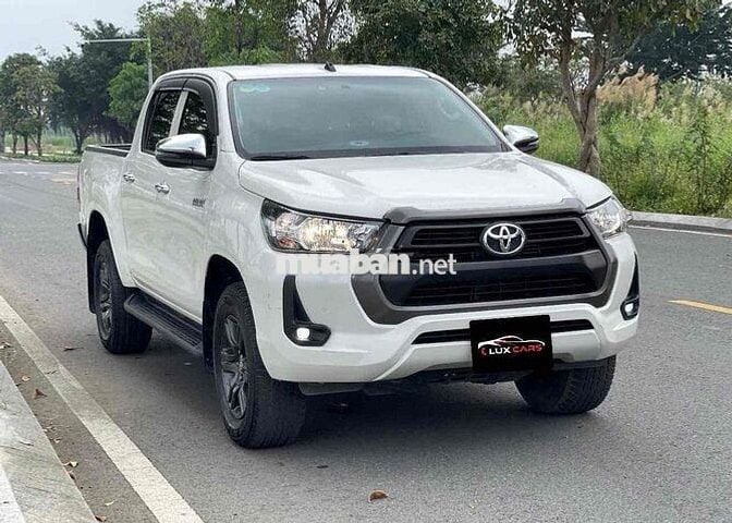 Toyota Hilux 2021 2.4E 4x2 AT - 38000 km