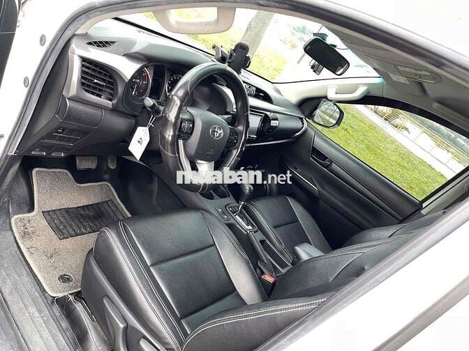 Toyota Hilux 2021 2.4E 4x2 AT - 38000 km