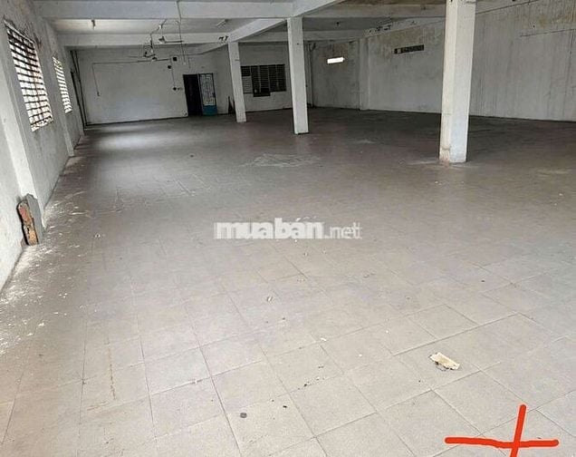 CHO THUÊ KHO 1500M2 NGAY CẦU THAM LƯƠNG KẾ KCN TÂN BÌNH ĐƯỜNG CON40F