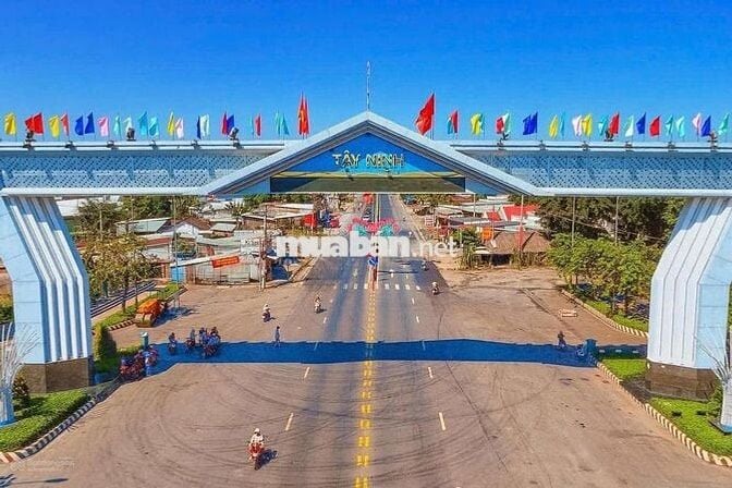 Chính chủ LÔ CẶP CẠNH CHỢ TRẢNG BÀNG 10x23 ODT, Đ Nguyễn Du SHR, 860tr