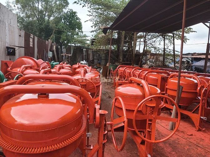 máy trộn bê tông 250 lit +motor