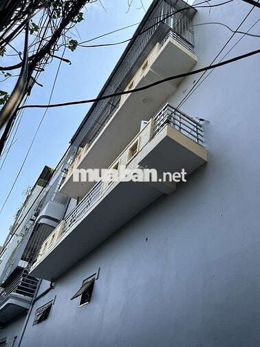 Cho thuê nhà 3 tầng làm văn phòng hoặc Hộ gia đình để ở