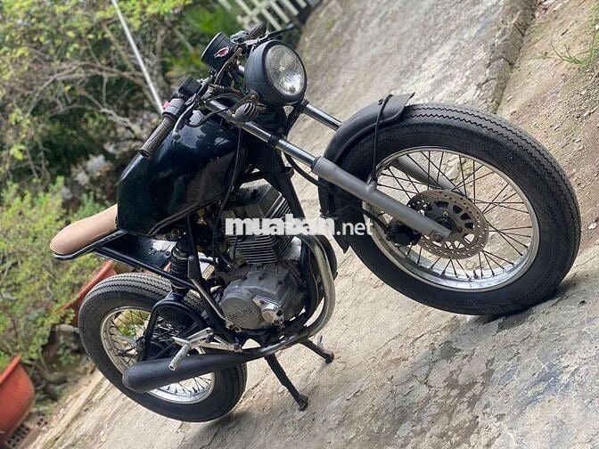 Moto 125cc daelim dọn cafe
