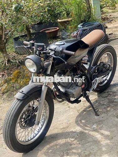 Moto 125cc daelim dọn cafe