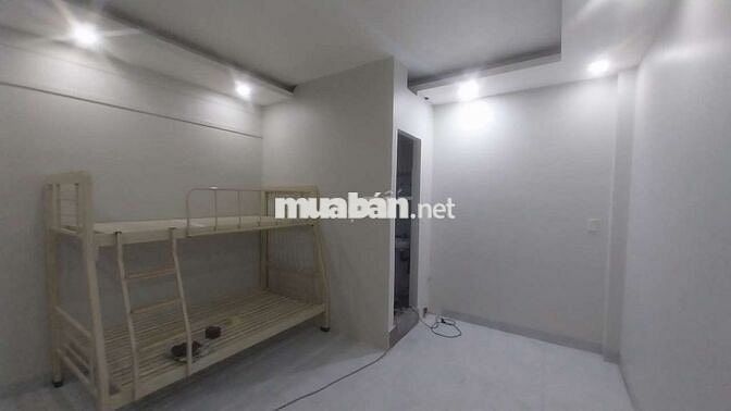 Còn 03 phòng trống, ưu tiên sv, nhân viên VP