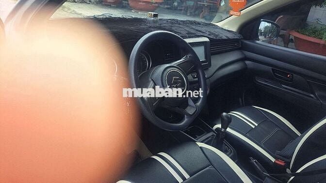 Suzuki Ertiga 2020 Bạc