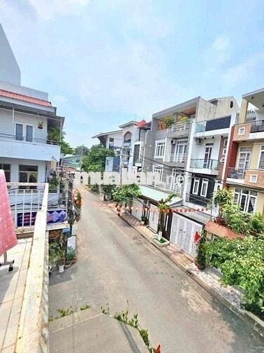 bán nhà siêu vip khu vực Hoàng Hoa Thám đường xe hơi tránh nhau quay d