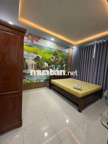 Nhà 1 trệt 3 lầu full nội thất hẻm Hồ Văn Long BHH B bình tân