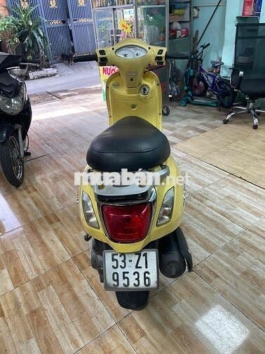 SYM Atila màu Vàng số tự động