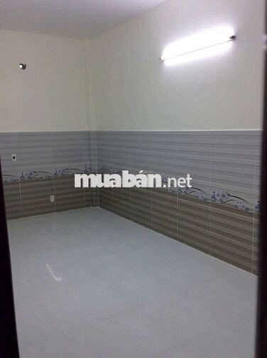 Nhà 4,1❌30 còn mới đẹp hẻm xe tải ngay chợ và nhà thờ Lạc Quang giá rẻ