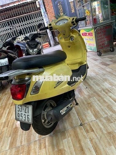 SYM Atila màu Vàng số tự động