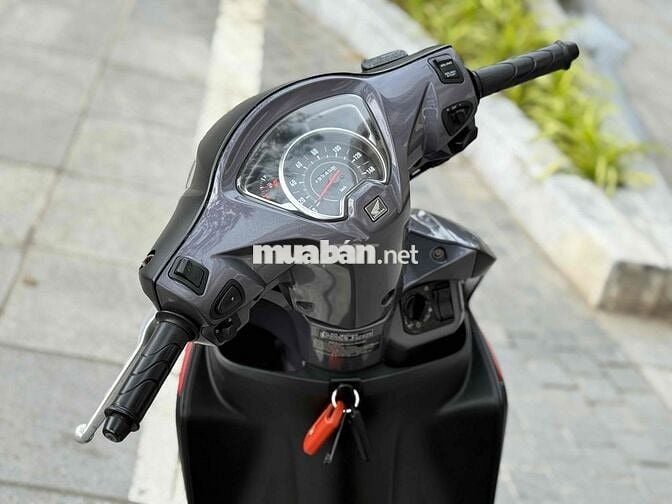 Honda Vision Sport Smartkey thể thao Nhám 29F1