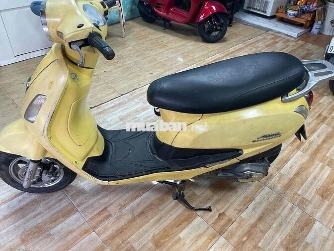 SYM Atila màu Vàng số tự động