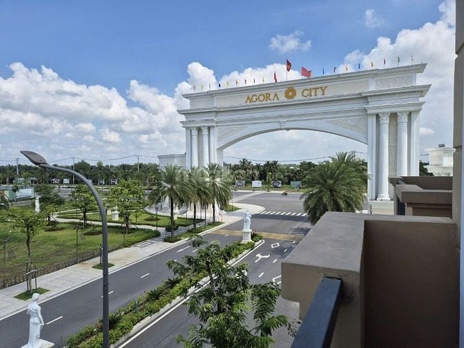 Chỉ 600 triệu sở hữu sổ hồng tên mình & nhà phố 7m x 16m xây 4 tầng tạ